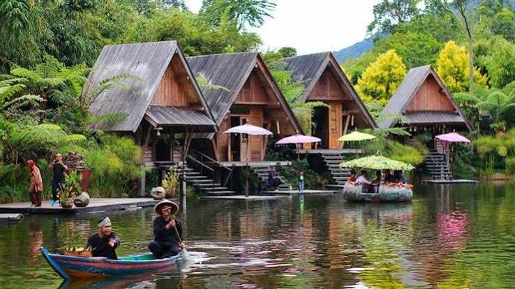 Dusun Bambu, Lembang